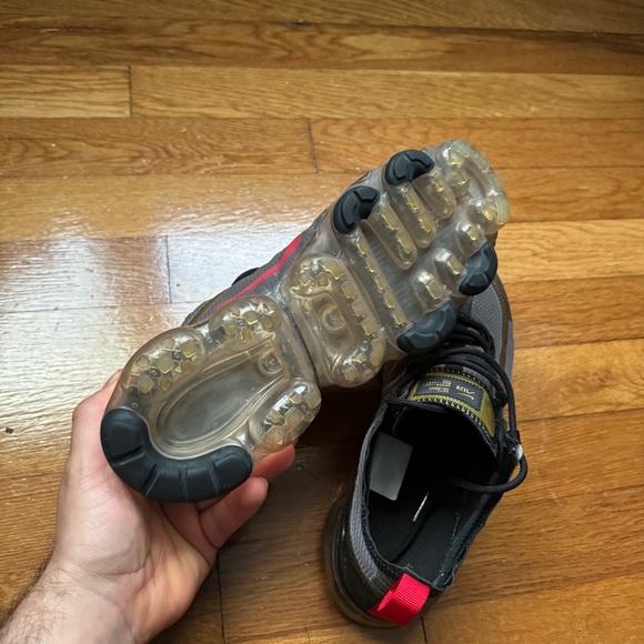 Womens Nike Air VaporMax 2019 Black Gold Red - Picture 8 of 9